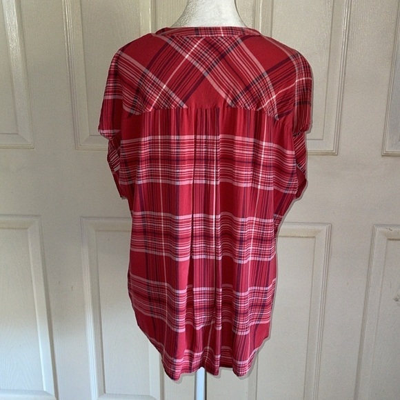 Torrid Red Plaid Challis Button Front Dolman Sleeve Top - Picture 4 of 7